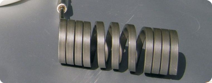 60W熱いランナーのコイル・ヒーターは発熱体機械を形作る螺線形になる