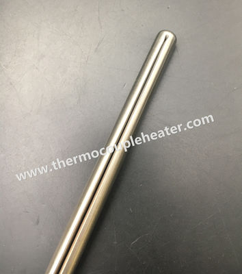 割れたカートリッジ ヒーターは長い穴から容易に挿入し、取除いた