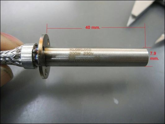 200W 230Vのガラス繊維の絶縁材の産業発熱体のフランジのカートリッジ ヒーターOD 7.9mm x 40mm